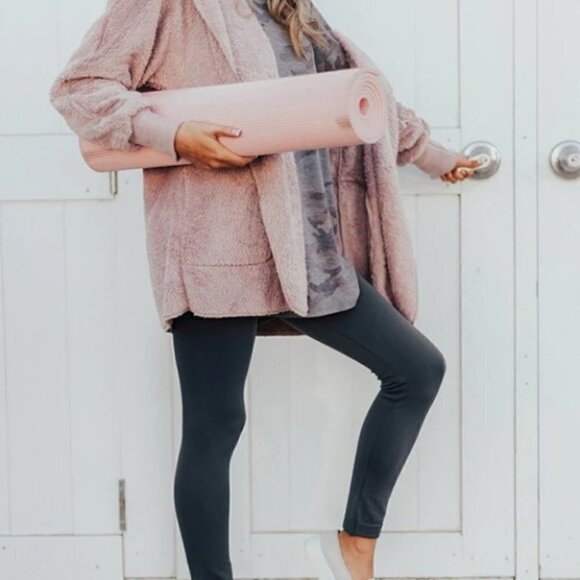 Gray Fleeced Lined Leggings - Picture 2 of 4